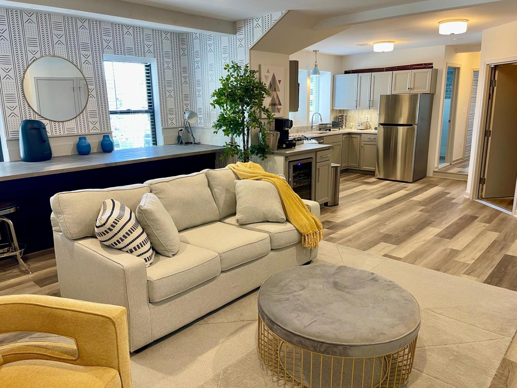 Modern Fully Renovated Suite & Loft In Downtown Trenton Exterior foto